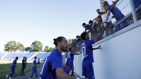 Левски закрива утрешната тренировка