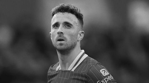  Диого Жота е умрял при отблъскващ пътен случай 