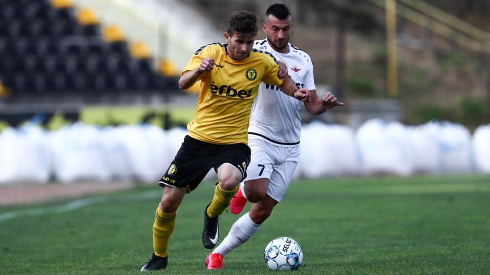 Миньор (Перник) - Септември (Симитли)