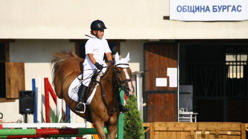 130 коня ще участват в турнира по конен спорт "Купа Бургас"