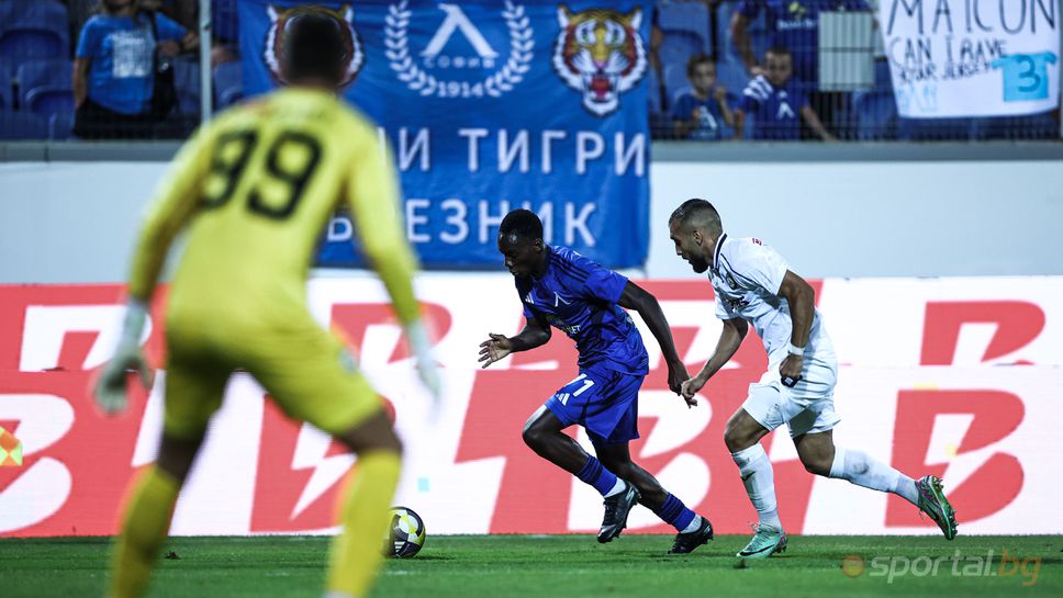 Левски 2:0 Славия, Бала удвои със снаряд