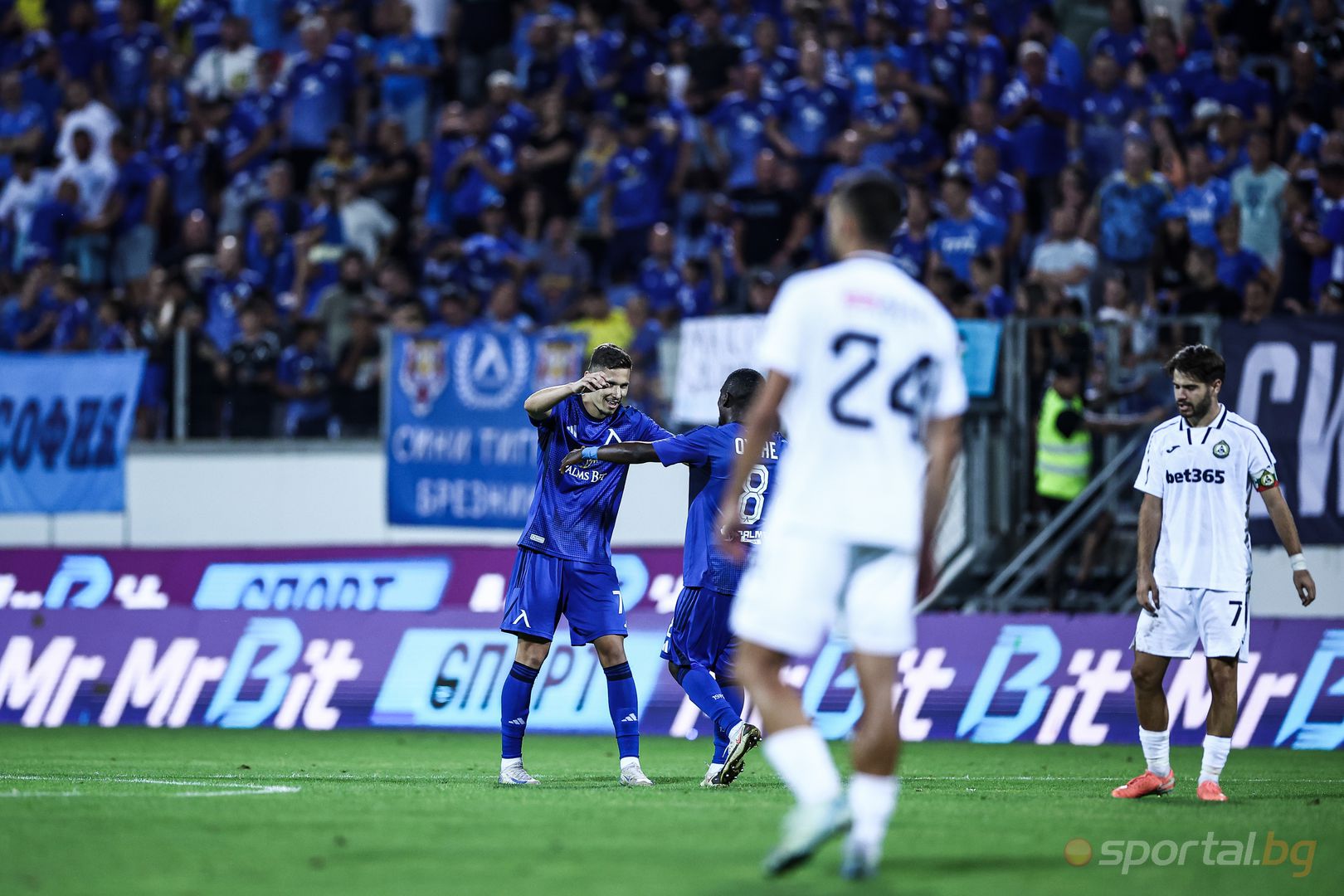 Левски 2:0 Славия