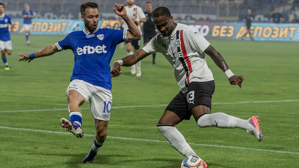Спартак (Вн) 1:0 Локо (Пд), гостите с пропуск още в 39-ата секунда