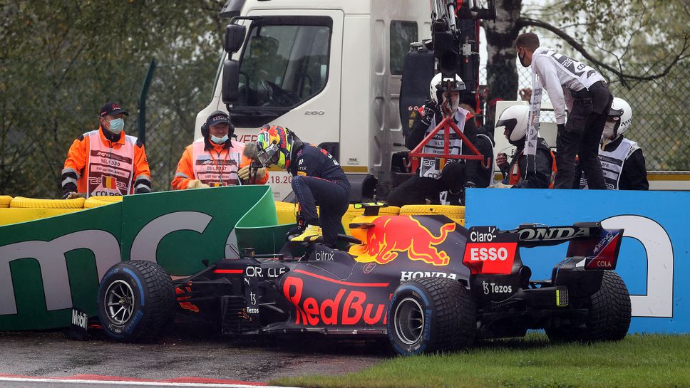 Перес се е извинил на своя отбор за грешката в Белгия