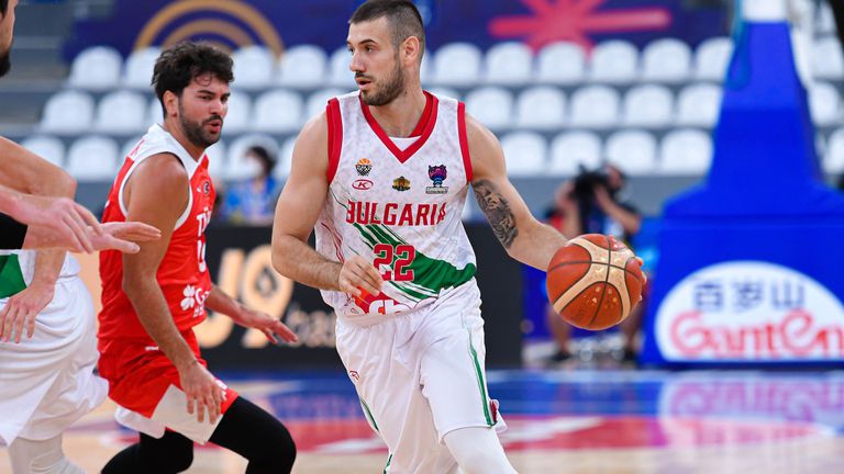 Баскетболният национал Павлин Иванов беше с голям принос за победата