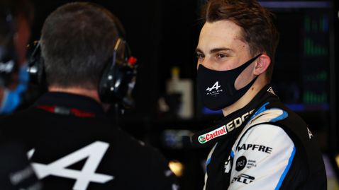  Алпин ще реши другата седмица дали да освободи Пиастри авансово 