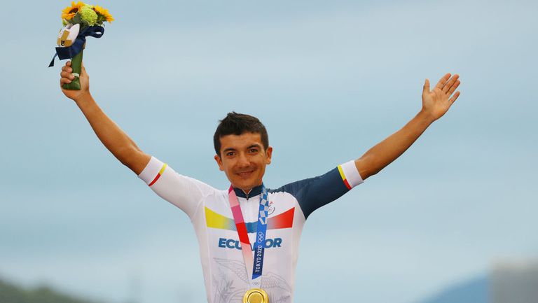 Еквадорският катерач Ричард Карапас спечели 14 ия етап на колоездачната Обиколка