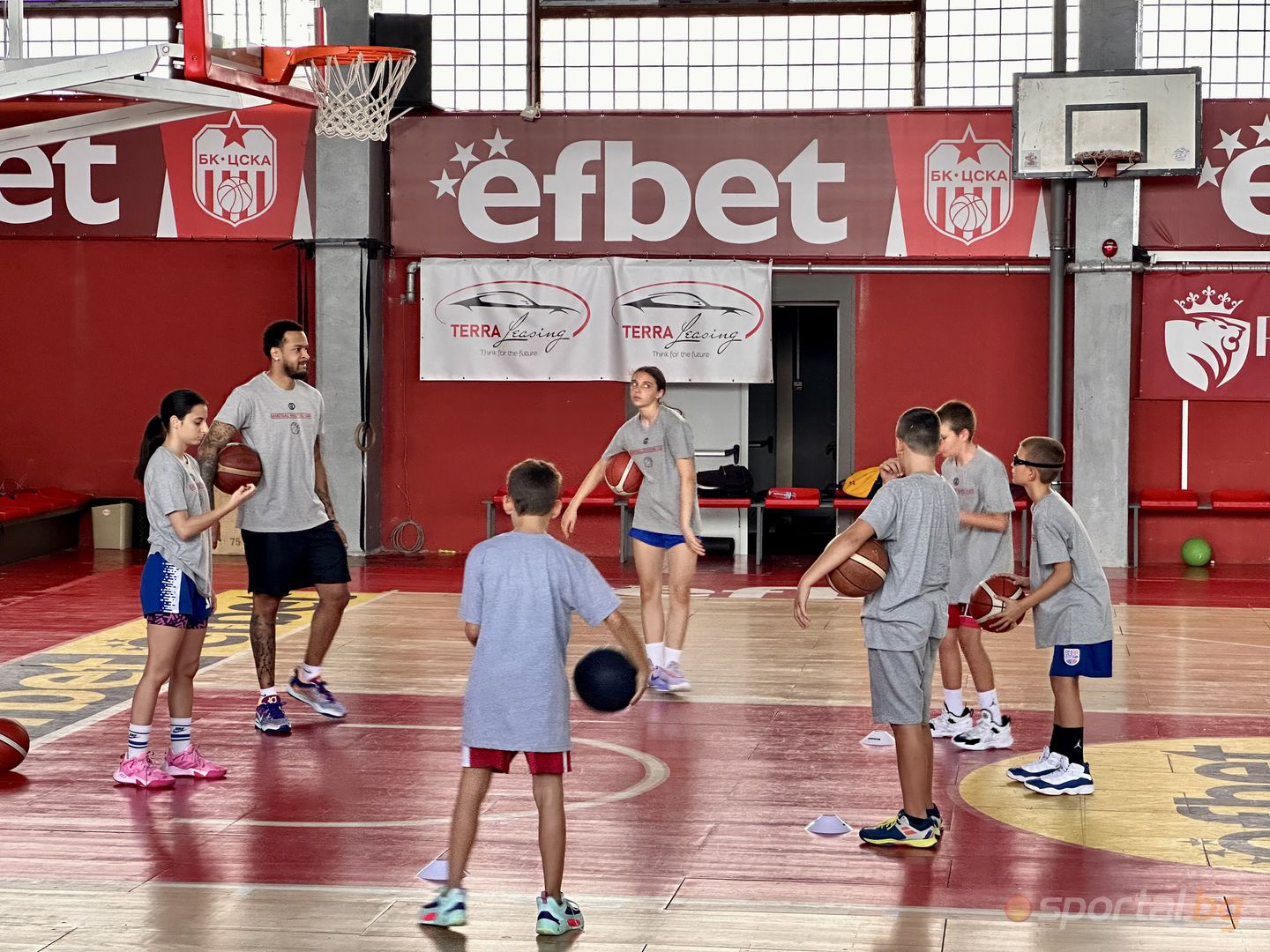 Баскетболен камп на Георги Давидов