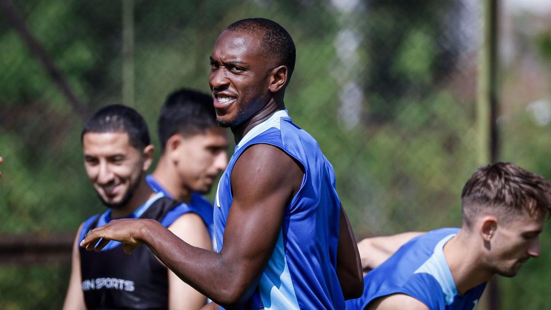 Левски без десен бранител в следващата контрола