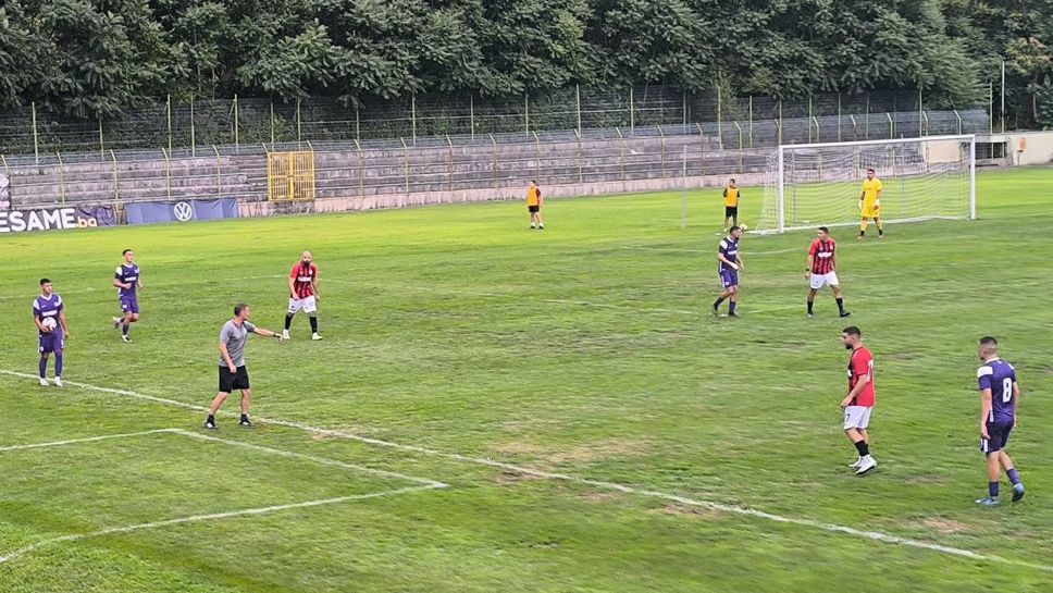 Дубълът на Етър с категоричен успех