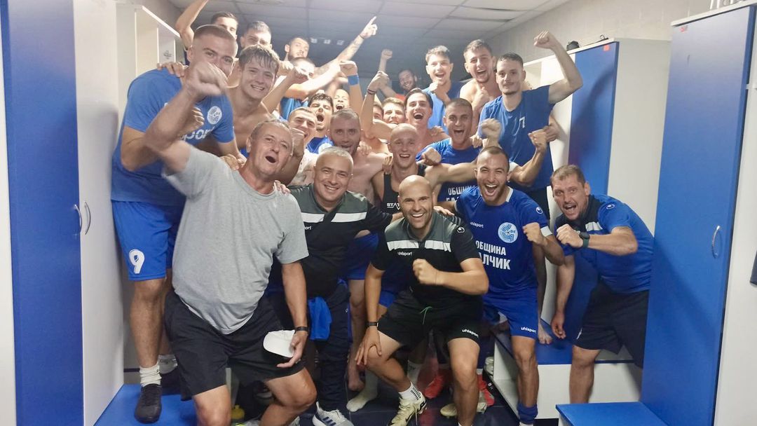 Черноморец (Балчик) подчини накрая десет от Лудогорец III и е на върха