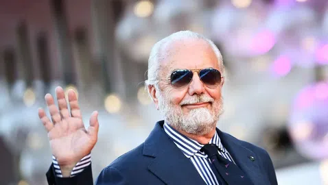  Бюджетът за заплати в Наполи доближи рекордни равнища 