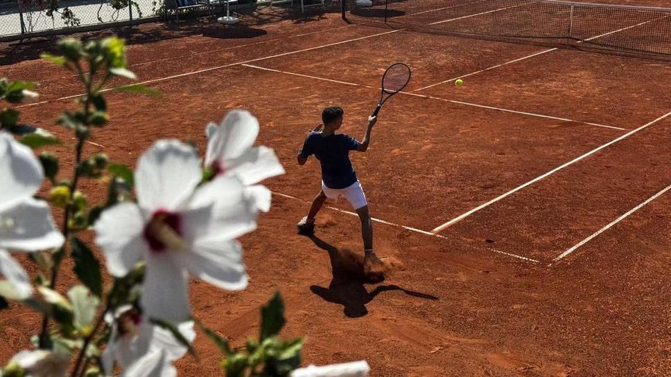 Петима българи на четвъртфиналите на World Tennis Tour Juniors в Бургас