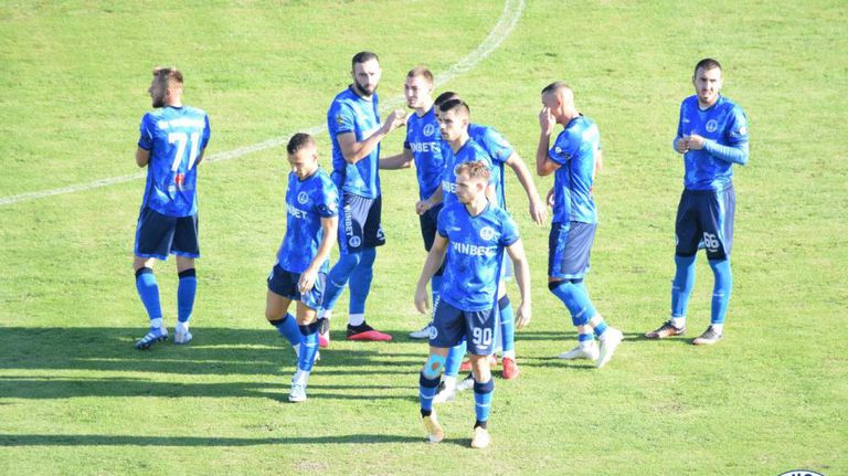 Черноморец Бургас надви в Димитровград едноименния тим с 1 0 Двубоят