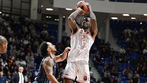 Апоел Тел Авив обърна Анадолу Ефес за втора победа в Евролигата