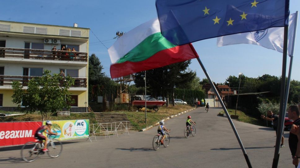 Повече от 100 състезатели от три държави ще участват в международен турнир по триатлон край Русе