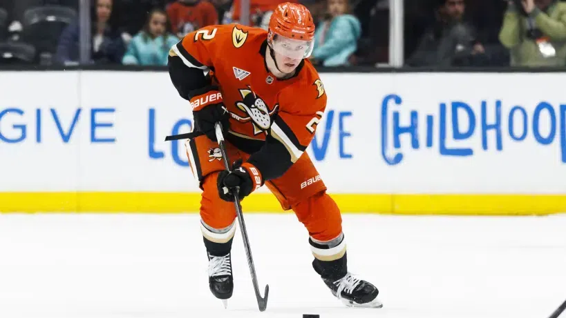 Джаксън ЛаКомб подписа за осем години с Анахайм Дъкс