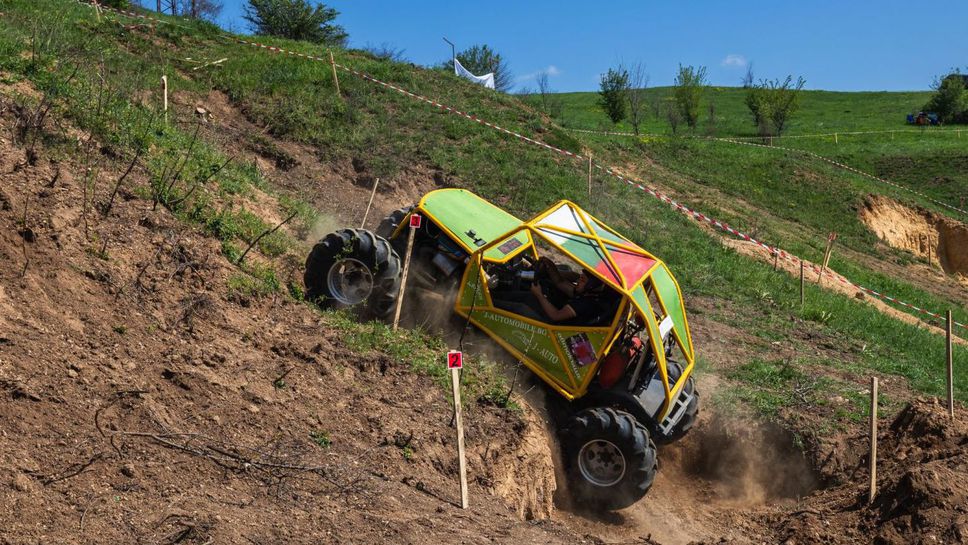 66 екипажа на старта на "Кралят на траяла"