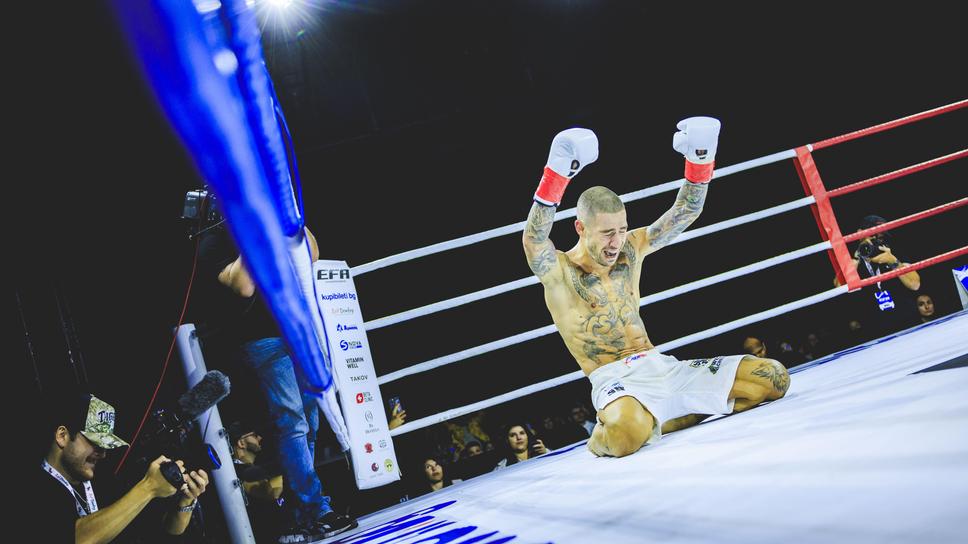 Симеон Наковски спечели световната титла нa WKN с нокаут над италианец