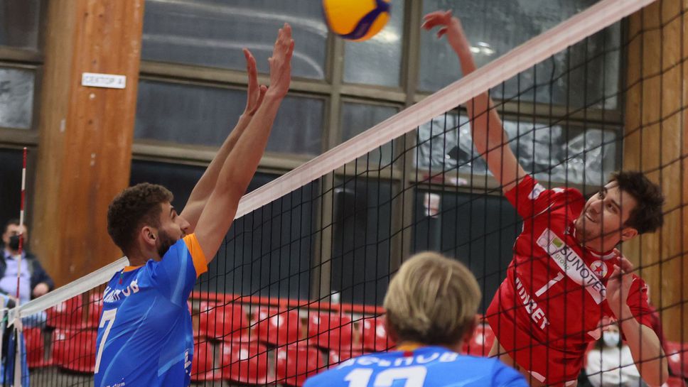 ЦСКА излезе на първо място във волейболния шампионат при мъжете