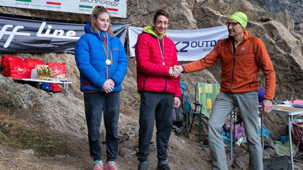 15-годишният Николай Русев и 16-годишната Алекс Тоткова са държавните шампиони по скално катерене