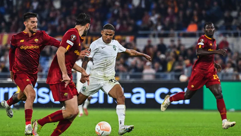  Лудогорец даде сериозен отпор, само че не съумя да удържи Рома след две дузпи и анулиран гол 