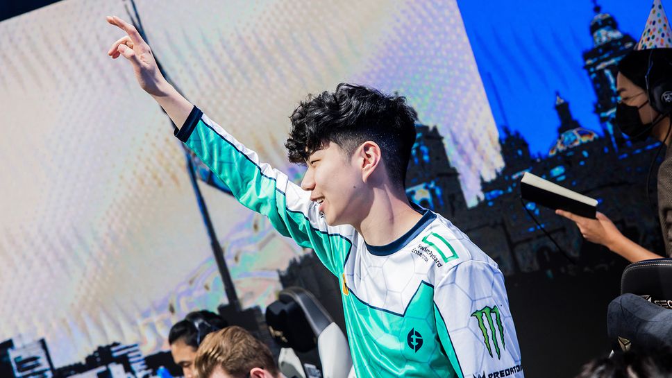 Надежда №1 на САЩ се запъти към Cloud9