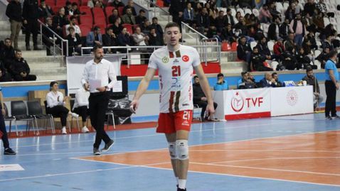 Светослав Иванов с 15 точки, Джизре удари Аркас в първенството на Турция