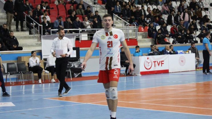 Светослав Иванов и Джизре с 3-а поредна победа в Турция