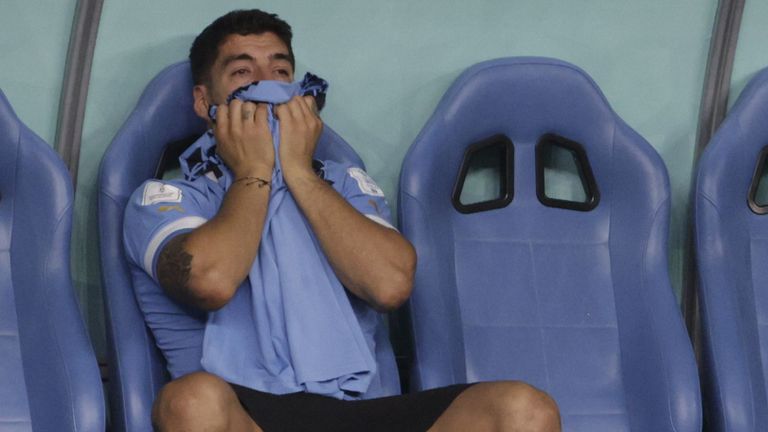 Голямата звезда на УругвайЛуис Суарес изрази тъгата си от начина,
