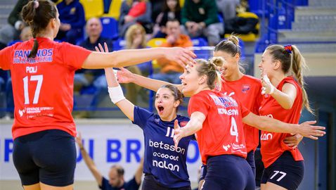 Елица Атанасийевич и Паниониос на 1/8-финал в Европа