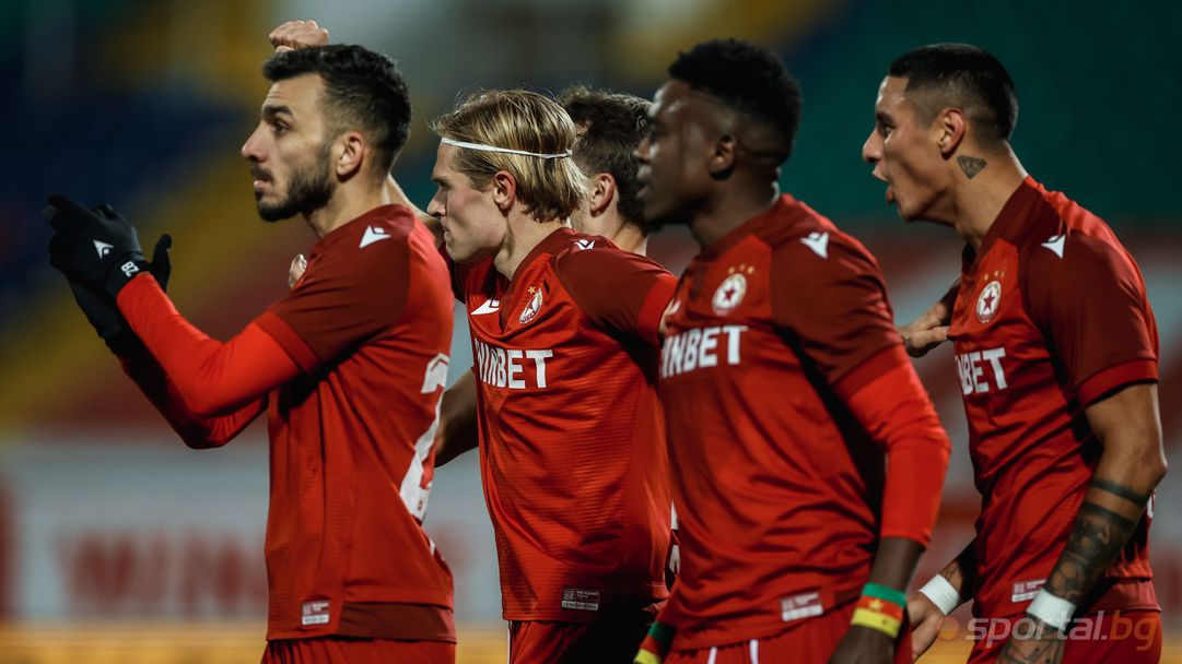 Футболистите на ЦСКА изпратиха пожелания на феновете със специален клип