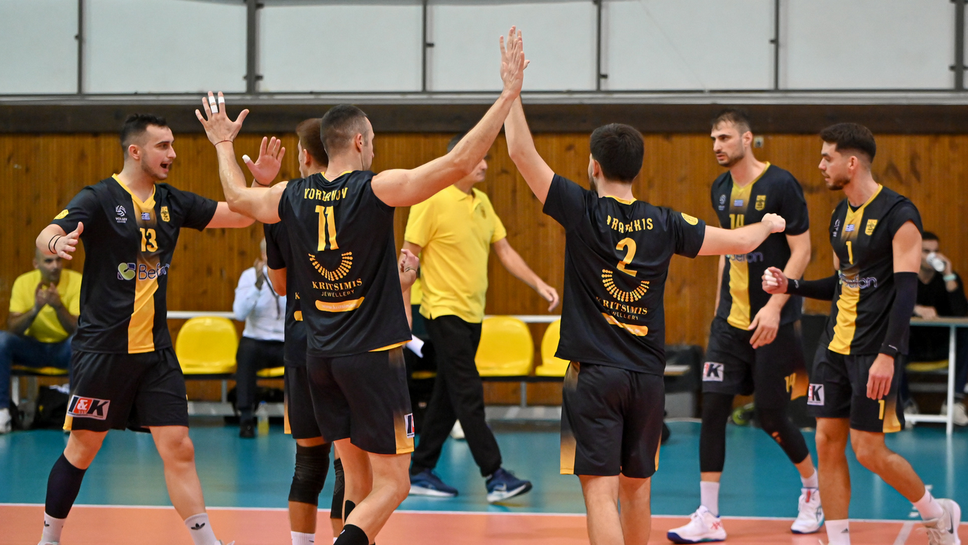 Боян Йорданов и Арис с 5-а поредна победа в Гърция