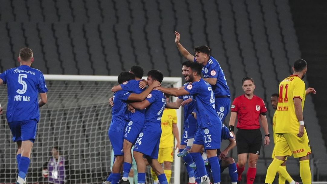 Третодивизионен тим шокира Станимир Стоилов и Гьозтепе за Купата на Турция