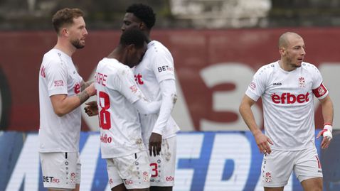 ЦСКА 1948 ще зимува на подиума след успех над Септември