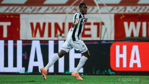 Хуан Переа се доближава все повече до Левски