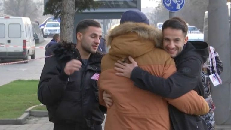 Братя Цоневи ще подкрепят Левски от трибуните
