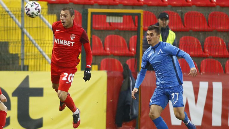  Балтанов се завърна в Ботев (Пд), чака се и звезда на Пирин 