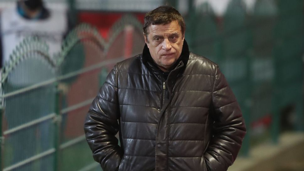 Стойне Манолов: Според мен ЦСКА закъсня с това да върне Любо начело на отбора