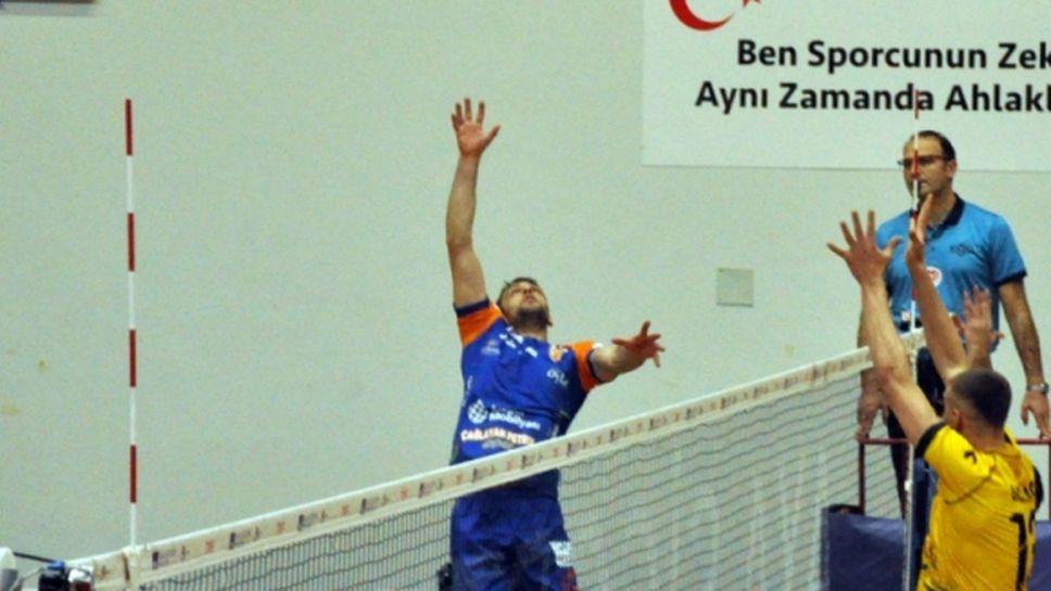 Тодор Вълчев дебютира с 18 точки за Инегьол и драматична победа в Турция