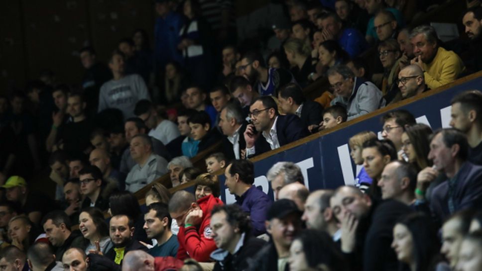 Тодор Стойков: Друго е, когато в залите има хора