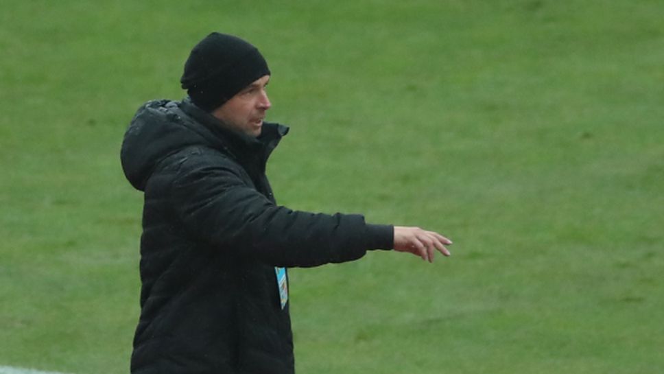 Треньорът на Ботев: Малко отбори биха се осмелили да играят с толкова юноши срещу Лудогорец
