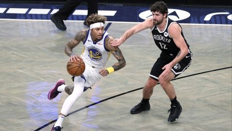 Заместникът на Клей Томпсън влезе в историята с ужасната си ефективност