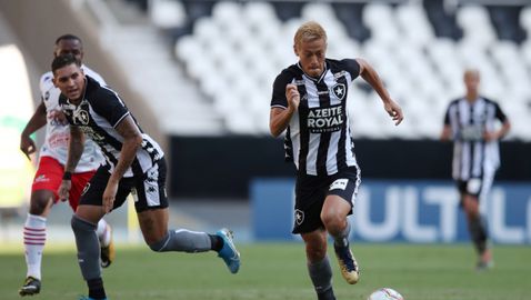 Кейсуке Хонда иска да напусне Ботафого