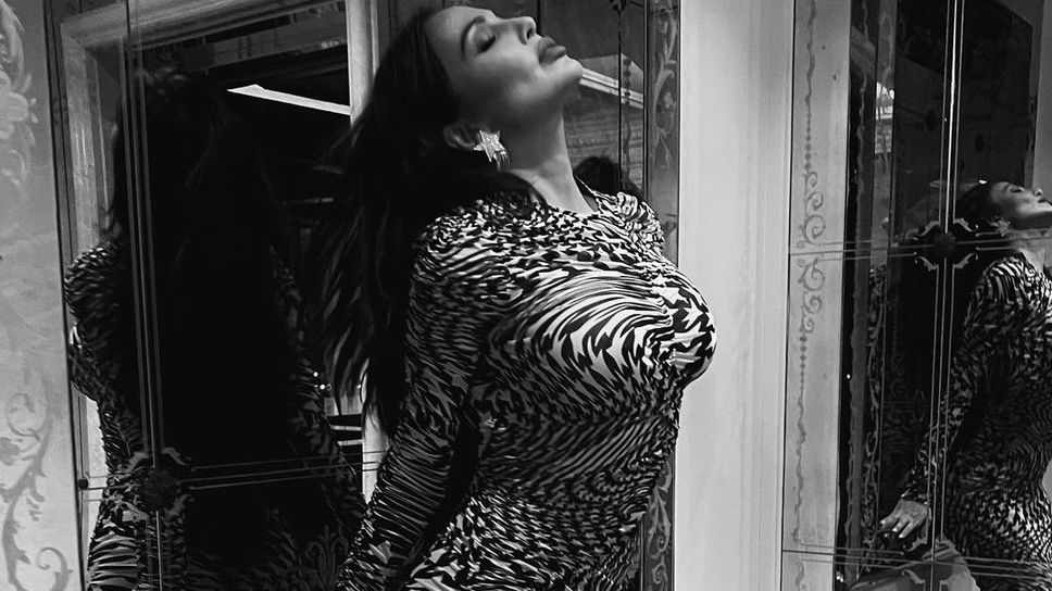 Доза сексапил от Николета Лозанова