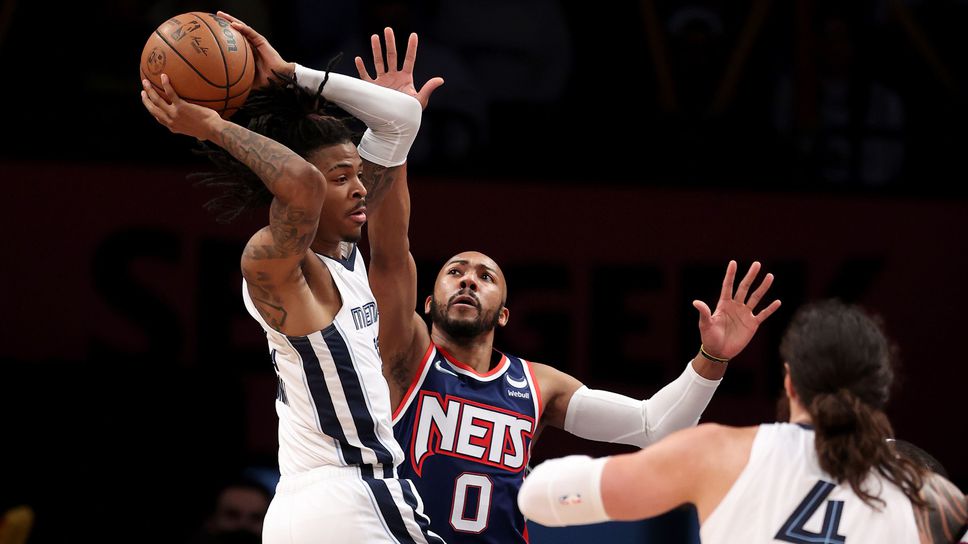 Рекорд и победа за Мемфис