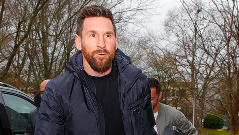  ПСЖ посрещна Лео Меси с шпалир 