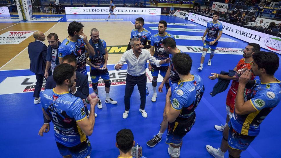 Националите Илия Петков Георги Татаров и техният Юаса Батери Гротадзолина