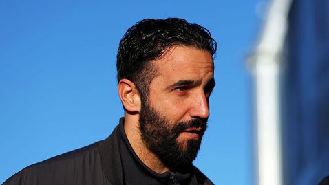  Логичното се случи: Манчестър Юнайтед уволни Аморим 