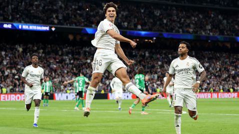  Заместникът на Мбапе подсети за себе си с хеттрик при разгром на Реал 